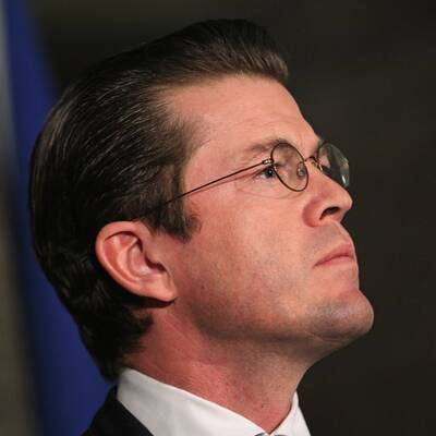 Guttenberg in Erklärungsnot