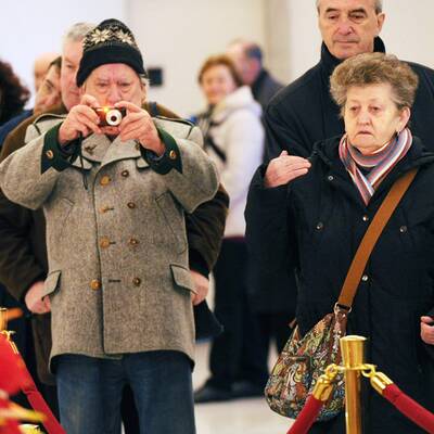 Die Aufbahrungshalle 2