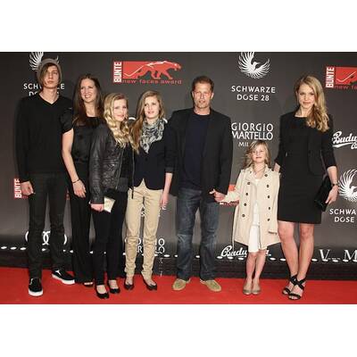 New Faces Award in Berlin: Der Schweiger-Clan feiert süße Emma