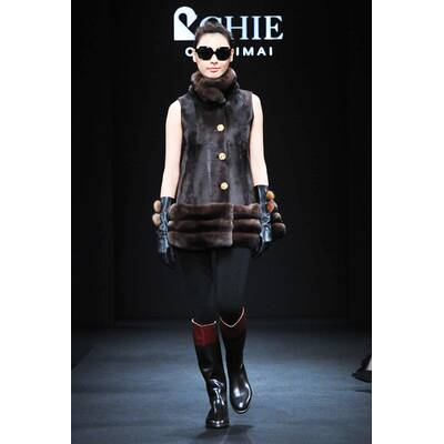 Royal Chie Collection