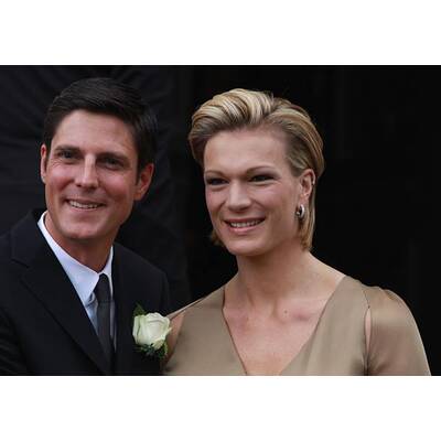 Maria Riesch in Gold: Standesamtliche Trauung in Garmisch