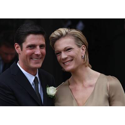 Maria Riesch in Gold: Standesamtliche Trauung in Garmisch