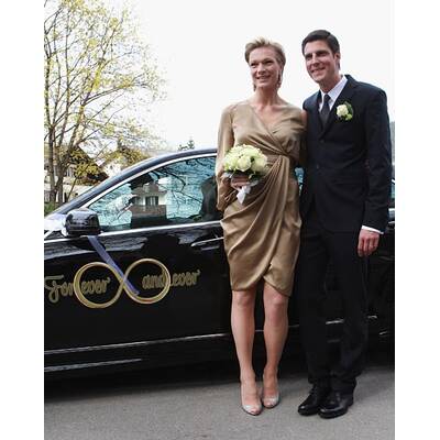 Maria Riesch in Gold: Standesamtliche Trauung in Garmisch