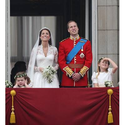 4 Brautjungfern & 2 Pagen stahlen Kate und William fast die Hochzeits-Show. 