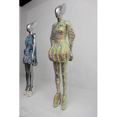 Alexander McQueen Ausstellung