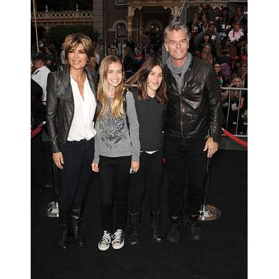 Pirates: Sexy Penelope Cruz, fescher Johnny Depp locken Hollywood ins Kino