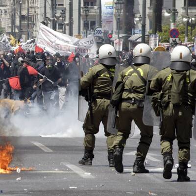 Ausschreitungen bei Streik in Athen