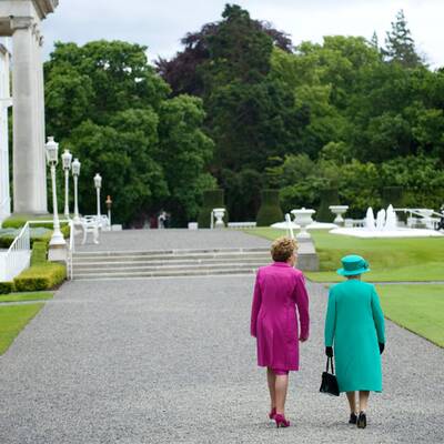 Elizabeth II. besucht die grüne Insel