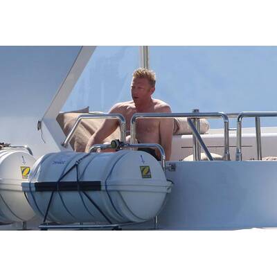 Boris Becker in Badehose: Entspannen in Cannes