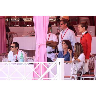 Fürst Albert & Charlene feuern Charlotte an