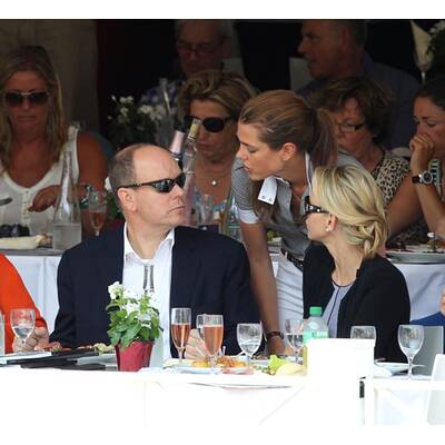 Fürst Albert & Charlene feuern Charlotte an