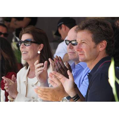 Fürst Albert & Charlene feuern Charlotte an