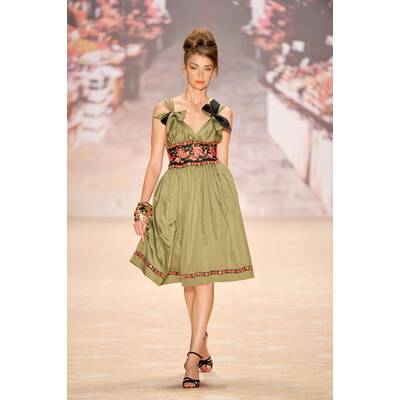 Lena Hoschek Show 2011