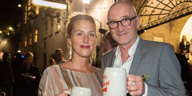 Shitstorm f&uuml;r "Jedermann"-Star (62) wegen Baby-News