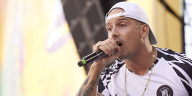 RAF Camora liefert neues Buch &ndash; gratis zur CD-Box