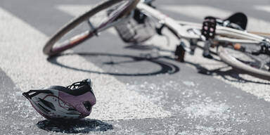 Elfj&auml;hriger bei Fahrradunfall in Waidhofen an der Ybbs schwer verletzt