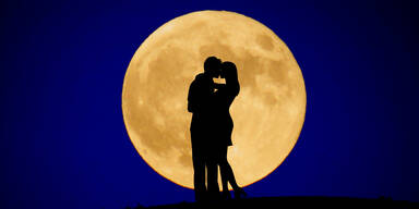 Vollmond am 10. Juli schenkt 3 Sternzeichen wahre Liebe