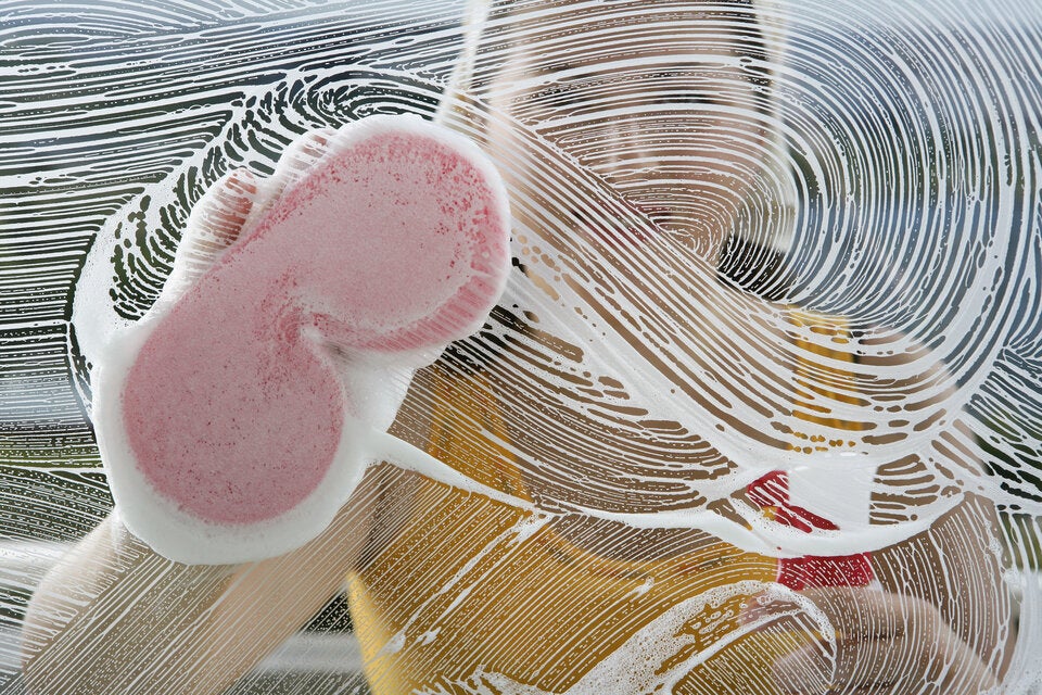 Nie mehr beschlagene Scheiben und Spiegel. 