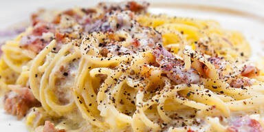 Spaghetti Carbonara wurde nicht in Italien erfunden, sondern in ...