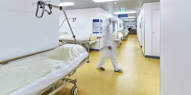 Patientenanwalt: "Wer zahlt, kommt schneller zu Leistungen"