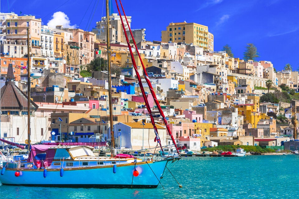 Italien im Sommer: Diese Küstenstädte sind zu überfüllt - diese Alternativen sind schöner