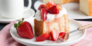 Erfrischend lecker: Die 5 besten Erdbeer-Desserts f&uuml;r den Sommer