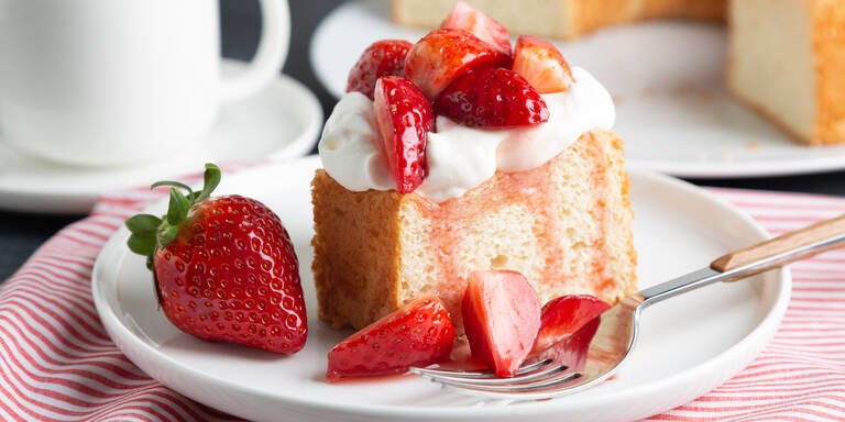 Erfrischend lecker: Die 5 besten Erdbeer-Desserts für den Sommer