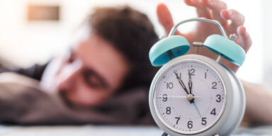 Warum DIESE Zeitumstellung besonders sch&auml;dlich f&uuml;r uns ist