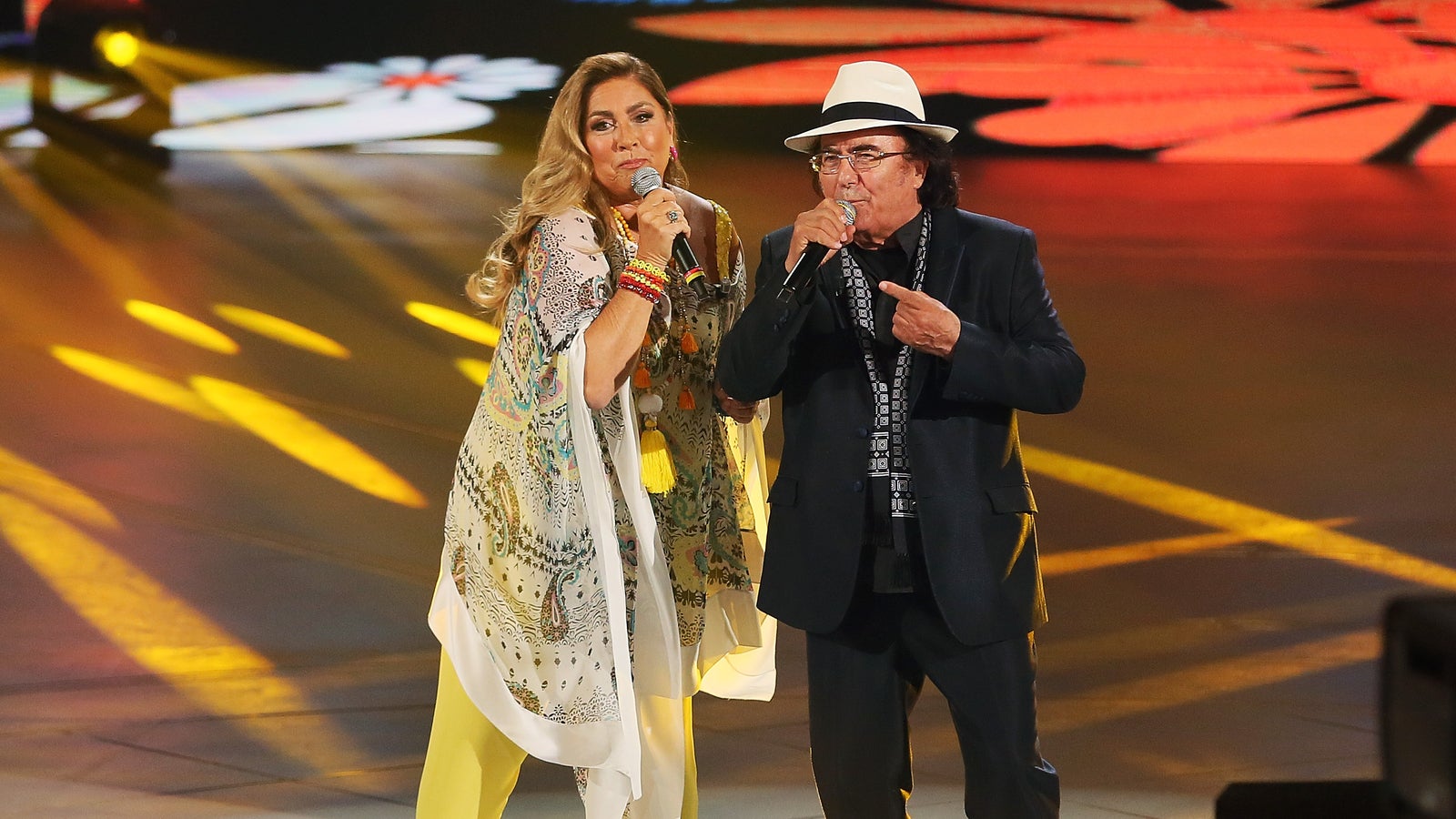 135 Euro nicht wert! - Buhrufe für Al Bano & Romina Power in Mörbisch -  stars24