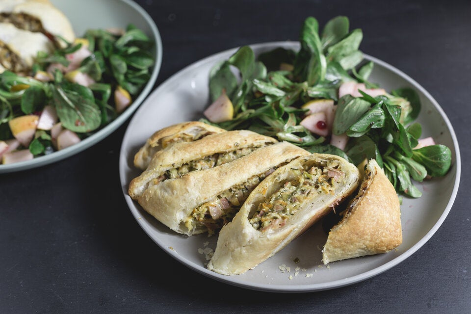 Herzhaftes Strudelglück: Pikant gefüllte Strudelrezepte