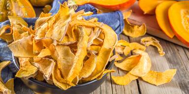 Chips ohne Reue: So machen Sie kalorienarme Kürbischips zu Hause