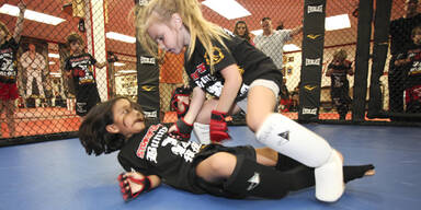 K&auml;figk&auml;mpfe Kinder