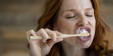 So oft sollten Sie die Zahnb&uuml;rste wechseln