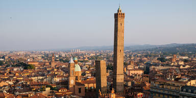 Garisenda Bologna