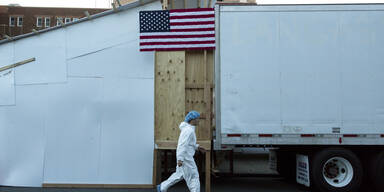 K&uuml;hl-Trucks mit Corona-Toten in New York