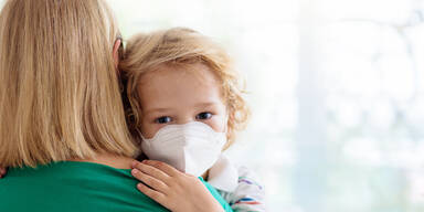 Kranke Kinder werden in der Pop-Up-Ordination untersucht.