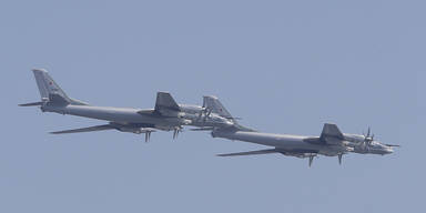 US-Kampfjets fangen bei Alaska zwei russische Bomber ab