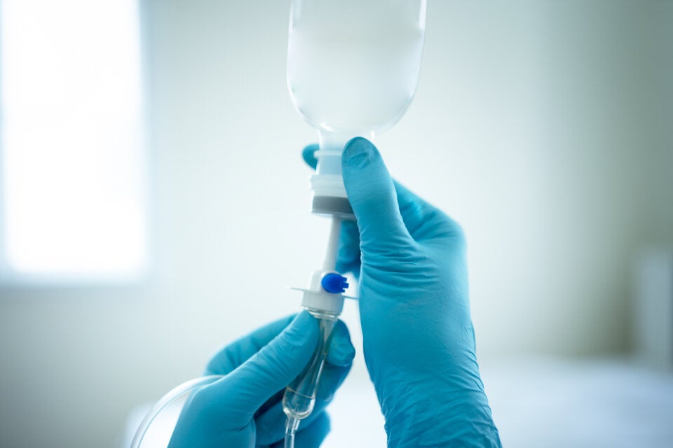 NAD+ Infusionen: Alles über das Anti-Aging-Wunder der Stars