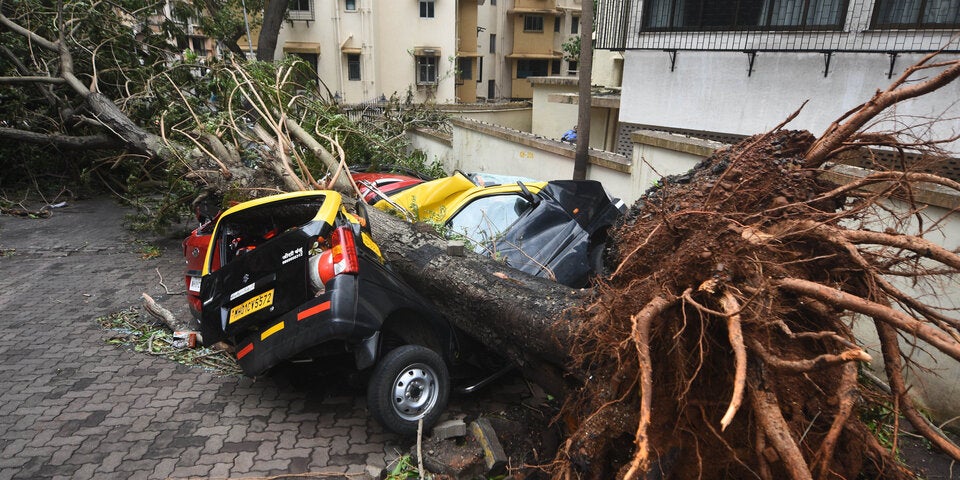 Straßenschäden aufgrund des Zyklons Tauktae in Indien