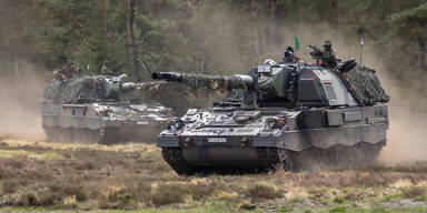 Panzerhaubitze 2000