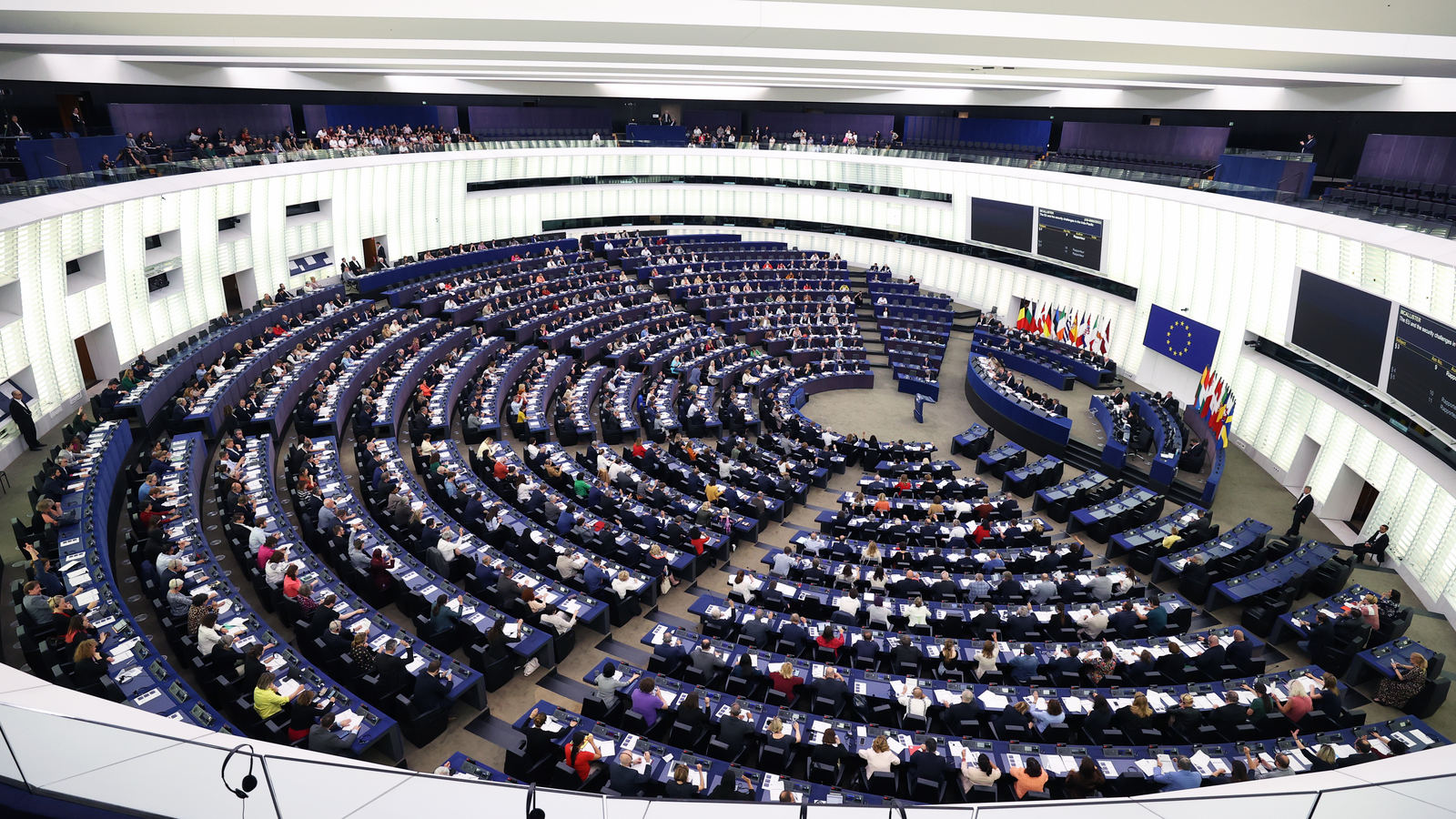 EU-Parlament stimmt für sichere Herkunftsländer und Drittstaaten Kép