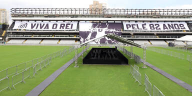 Pele Vorbereitung Gedenkfeier Santos