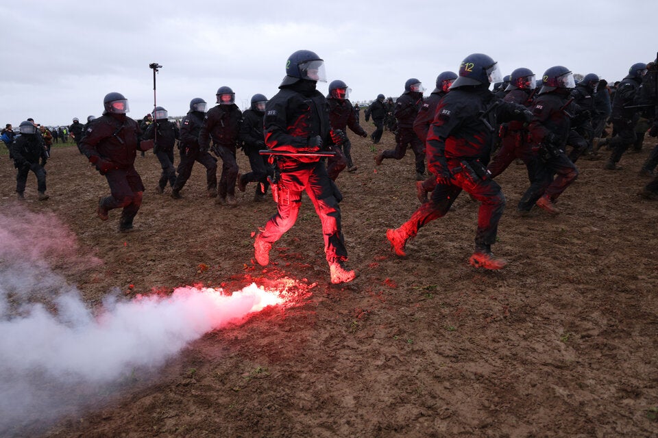 Lützerath-Demo: Verletzte Demonstranten und Polizisten