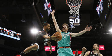 Jakob P&ouml;ltl San Antonio gegen LA Clippers