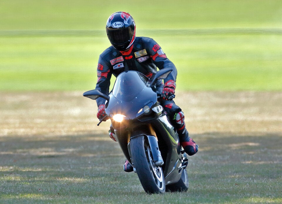 Prinz William liebt Motorräder