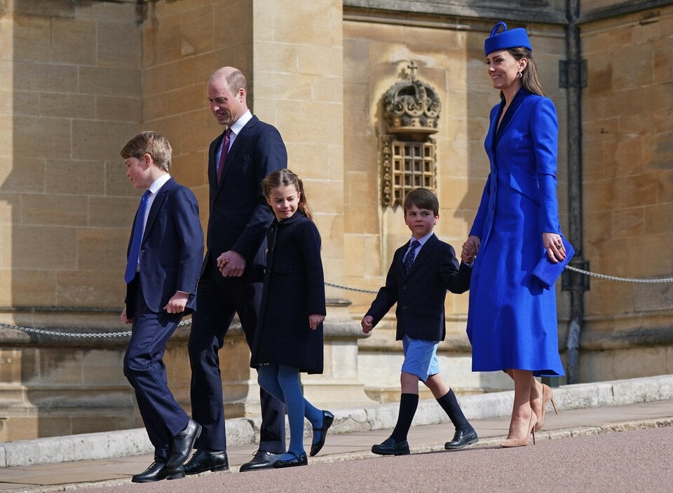 WIlliam und Kate mit George, Charles & Louis