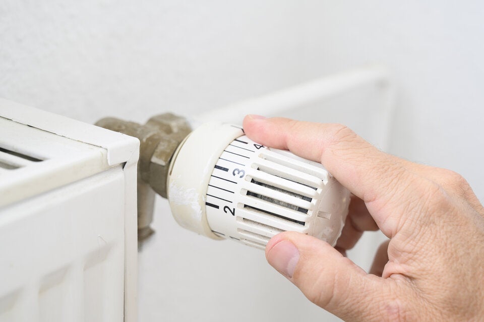 Temperaturen steigen: Diese Heiz-Fehler im Februar kosten viel Geld