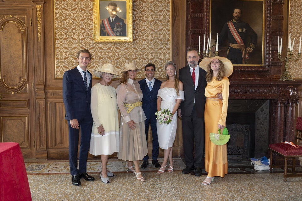 Ferdinand Habsburg, Fiona Campbell-Walter, Francesca Habsburg, Jerome d'Ambrosio, Eleonore Habsburg, Karl Habsburg und Gloria Habsburg