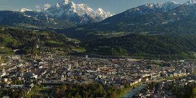 Riesiger Schuldenberg! Firma von Ex-Politiker ist pleite