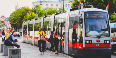Preis-Hammer: &Ouml;ffi-Fahren UND Parken in Wien wird teurer